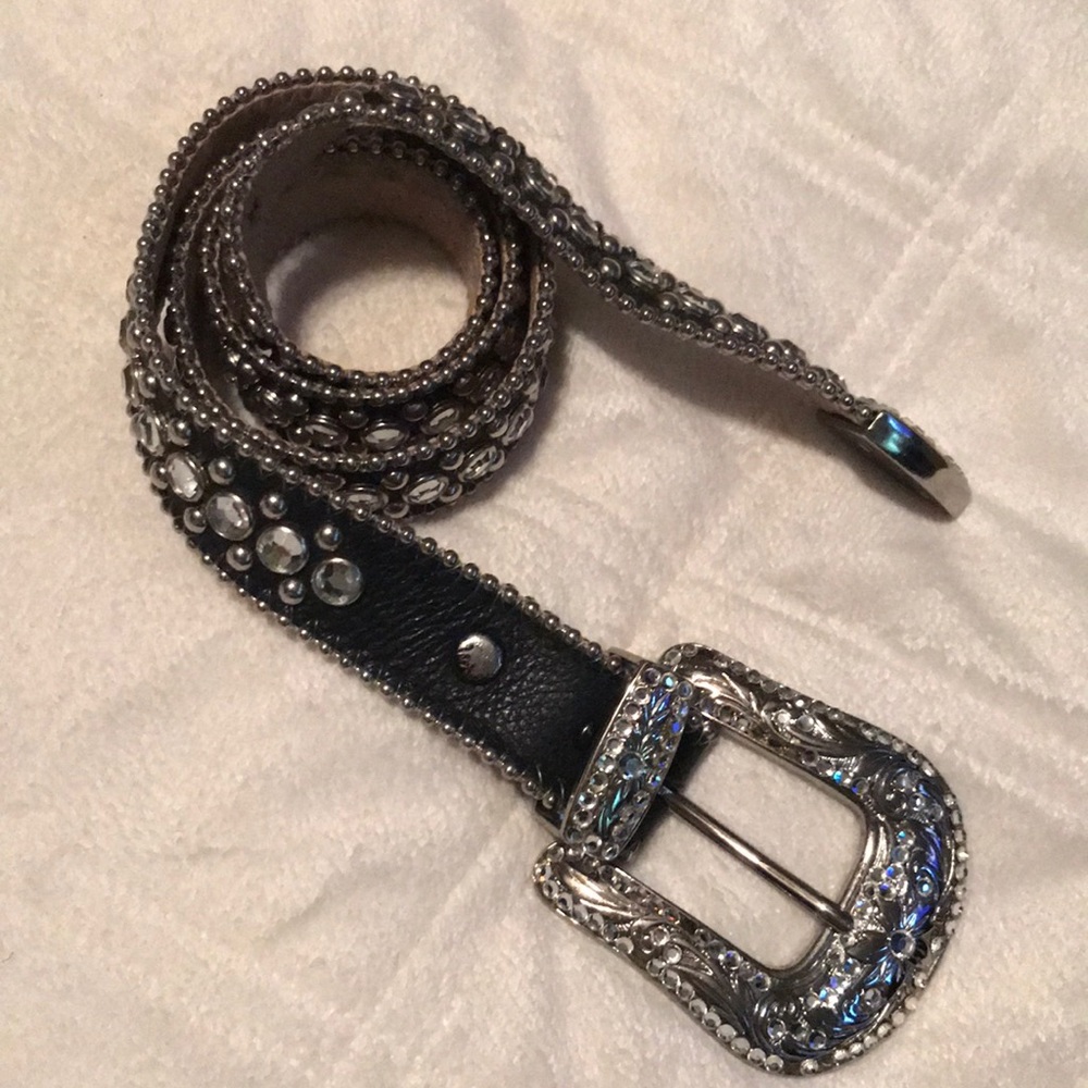 Black leather belt